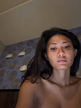 thai-dreamgirl online show from March 2026 11:00:01 PM