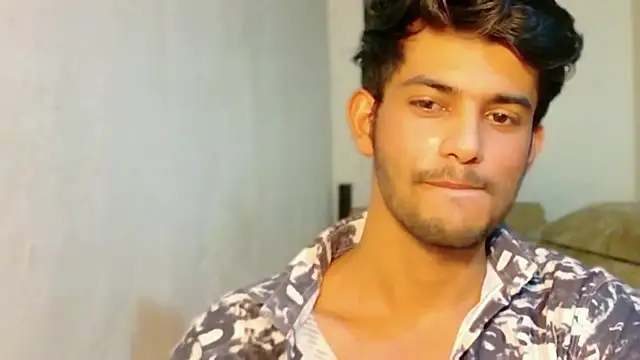 Snapshot of kingkartik7 chatting on June 2026 05:02:02 PM kingkartik7 online show from June 2026 05:02:02 PM