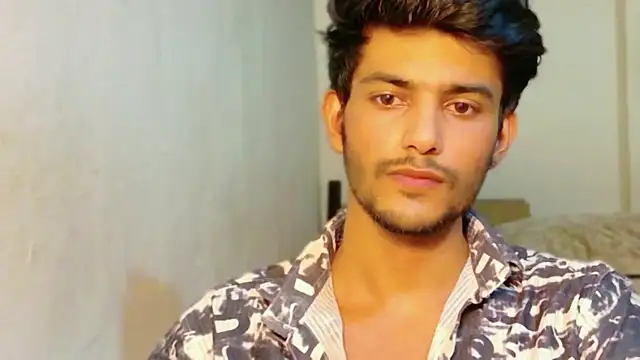 Snapshot of kingkartik7 chatting on June 2026 05:56:02 PM kingkartik7 online show from June 2026 05:56:02 PM