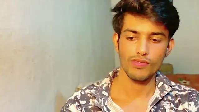 Snapshot of kingkartik7 chatting on June 2026 05:12:02 PM kingkartik7 online show from June 2026 05:12:02 PM