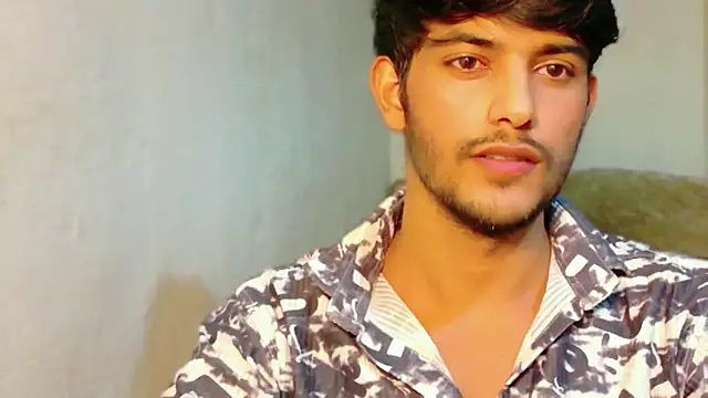 Snapshot of kingkartik7 chatting on July 2026 05:52:01 PM kingkartik7 online show from July 2026 05:52:01 PM