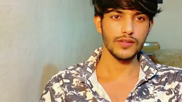 Snapshot of kingkartik7 chatting on July 2026 05:19:01 PM kingkartik7 online show from July 2026 05:19:01 PM