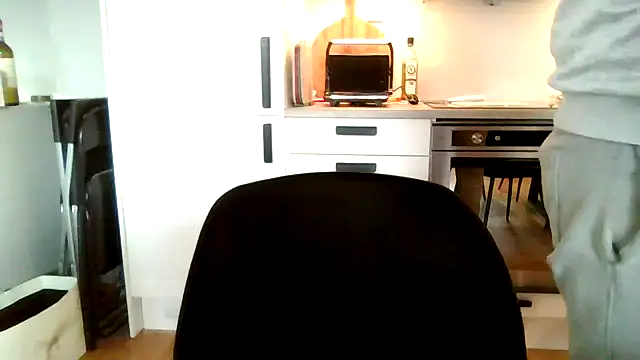 aleksergira online show from December 2024 10:47:01 AM