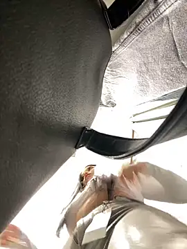 Chloe  Moon online show from January 2025 11:43:02 AM