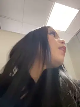 Chloe  Moon online show from January 2025 01:32:02 PM