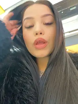 Chloe  Moon online show from February 2025 10:32:02 AM