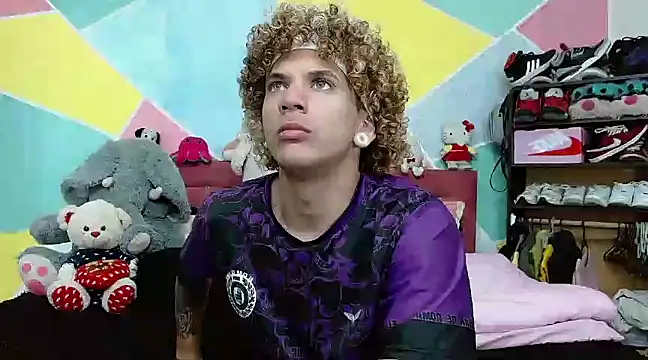 tylor boy online show from January 2025 09:40:01 PM