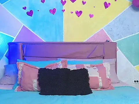 tylor boy online show from October 2025 12:52:02 AM