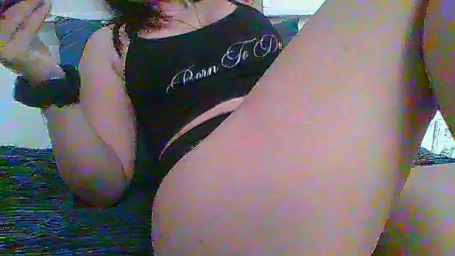 Snapshot of Emma_99 chatting on July 2026 11:28:01 AM Emma 99 online show from July 2026 11:28:01 AM