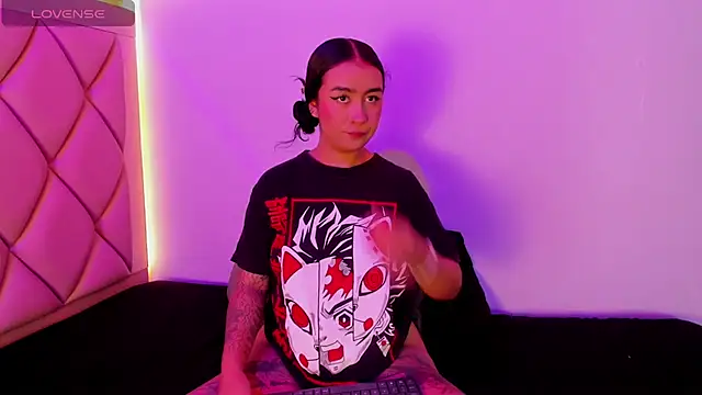 AntonellaQueenn online show from February 2026 10:25:02 AM