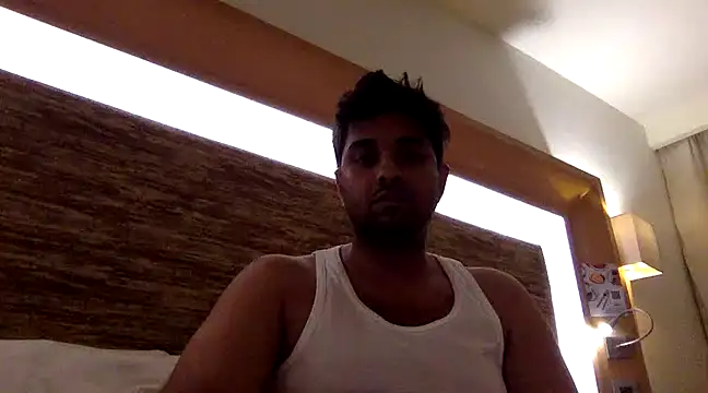 xavier2177 online show from December 2024 06:46:02 PM