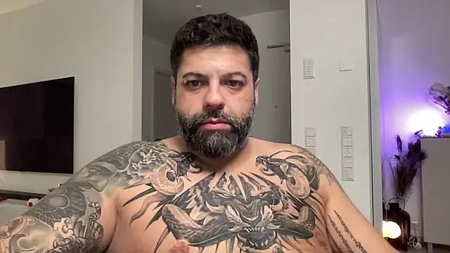 chubbybear88 online show from June 2026 08:41:01 PM