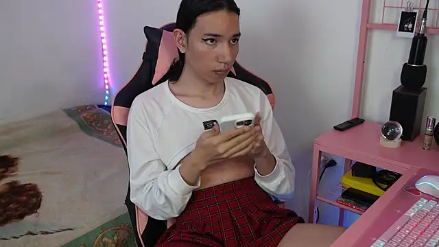 Flaream angel online show from January 2025 07:50:02 PM