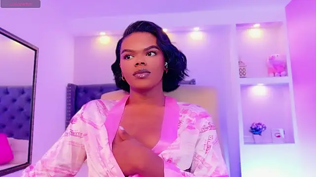 Snapshot of CamiEstrada chatting on September 2025 08:09:01 PM CamiEstrada online show from September 2025 08:09:01 PM