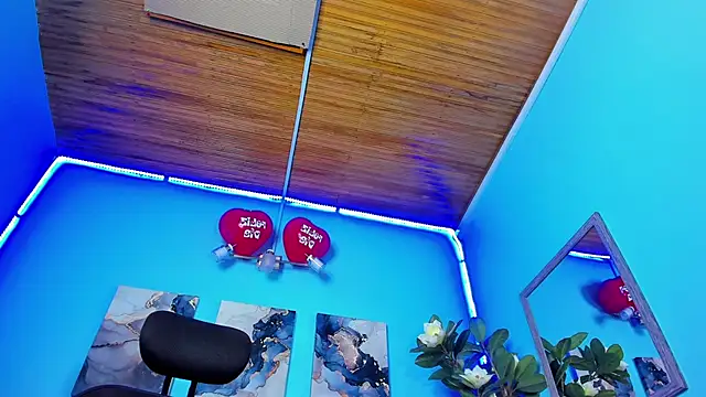  hairybeard  online show from February 2025 03:43:01 PM