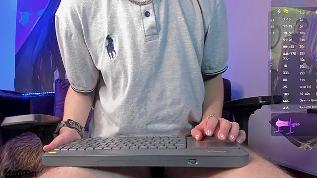  hairybeard  online show from January 2026 08:35:01 PM