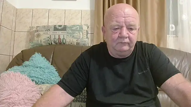 fullballs6 online show from October 2025 02:30:02 AM