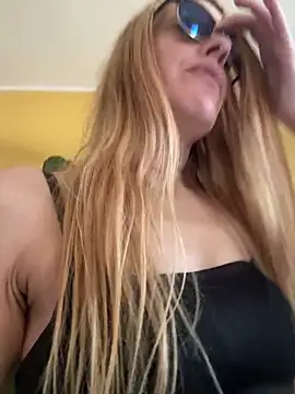 Naylee   online show from June 2026 11:37:02 AM