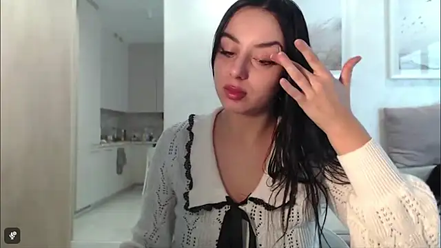 courtneyPerfect online show from November 2025 08:03:02 AM