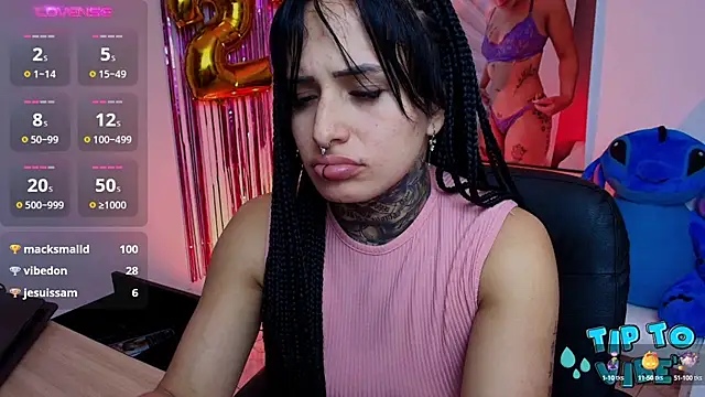 TinnaDawsom online show from March 2025 05:31:01 AM