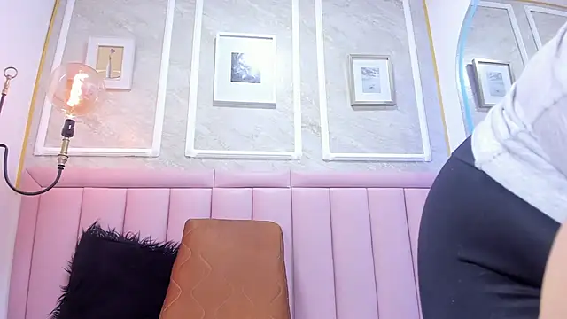 Ambber moon online show from November 2025 02:50:02 AM