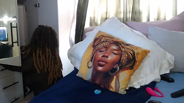 Foxybrownxx1 online show from November 2025 08:46:02 AM