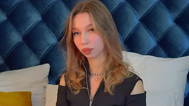 MaliaLandre online show from October 2025 04:06:02 PM