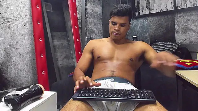 Derek Lustfordx online show from January 2025 05:35:02 PM