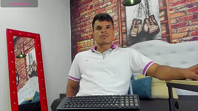Derek Lustfordx online show from September 2025 11:36:01 AM