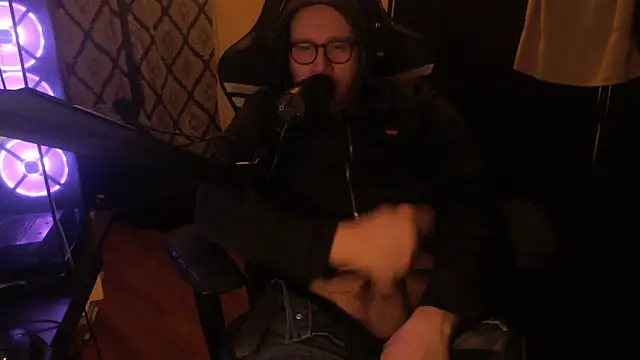 chicostick413 online show from February 2026 01:56:02 AM