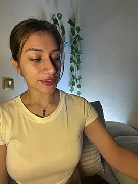 Bckystonee online show from March 2026 10:00:02 PM