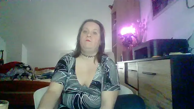 ReifeVenna online show from October 2025 04:40:02 PM
