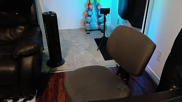 Thekodyy online show from November 2025 01:44:02 PM