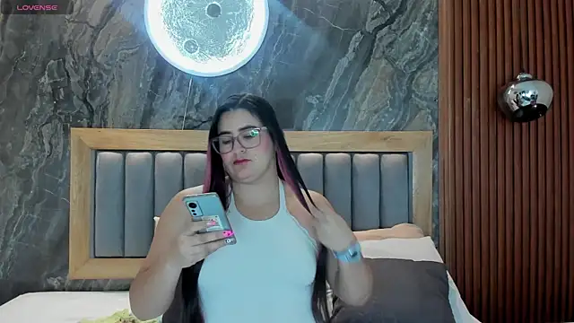 BellaPeers  online show from October 2025 12:23:02 PM