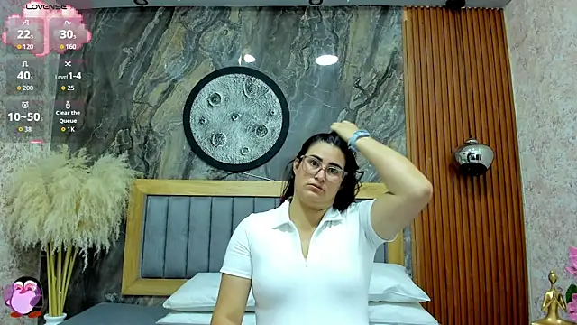 BellaPeers  online show from April 2026 11:36:01 AM