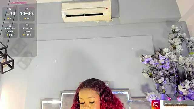 Maaracooper online show from April 2026 09:23:01 PM