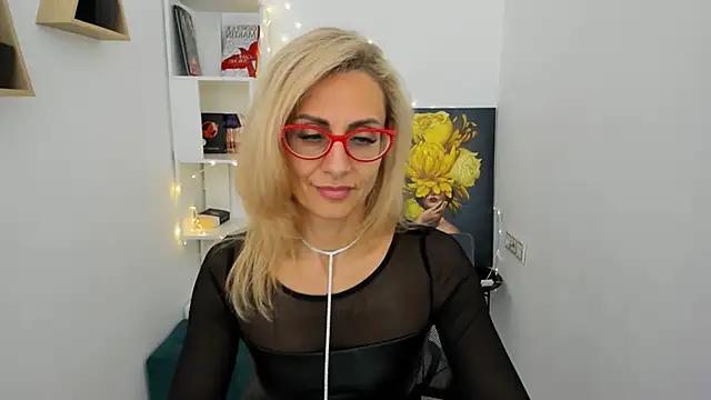 MuseOfStage online show from February 2025 05:49:02 PM