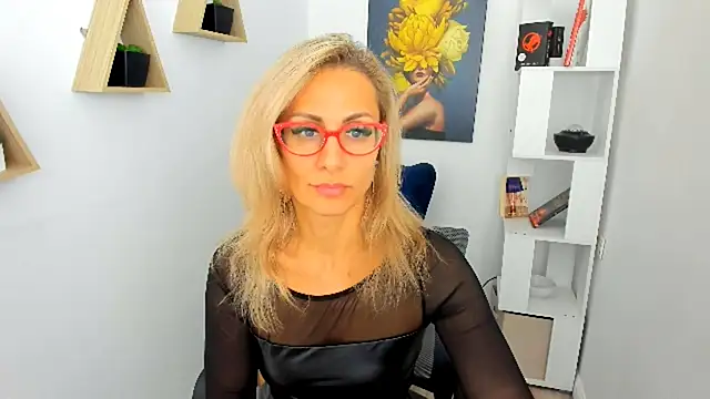 MuseOfStage online show from October 2025 08:45:02 AM