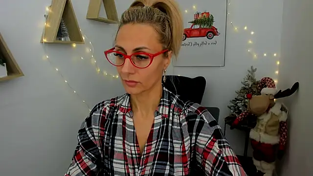 MuseOfStage online show from December 2025 10:41:02 AM