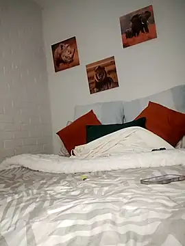 Shria107 online show from January 2026 08:18:02 PM