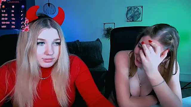 Snapshot of juli_kisss chatting on February 2025 05:29:02 AM juli kisss online show from February 2025 05:29:02 AM