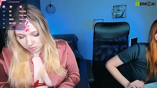 Snapshot of juli_kisss chatting on March 2025 04:11:01 PM juli kisss online show from March 2025 04:11:01 PM