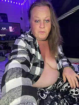 HeatherLynn online show from June 2026 04:24:02 AM
