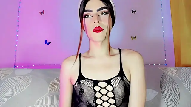 TatiGil online show from June 2026 07:14:01 PM