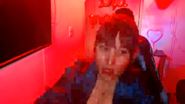 Snapshot of Skarlet_Adams28 chatting on May 2026 09:53:01 PM Skarlet Adams28 online show from May 2026 09:53:01 PM