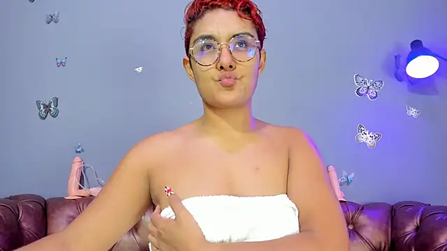 Kaira mosse online show from February 2026 11:19:02 AM