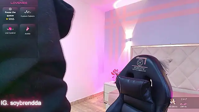 Brendda tay online show from March 2026 03:01:02 AM