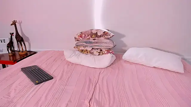 alexandersawyer online show from March 2025 04:01:01 PM