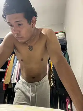 Brencuz online show from September 2025 02:57:02 AM