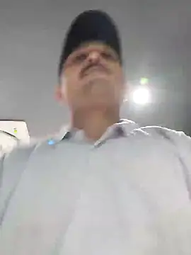 Akhil3290 online show from March 2025 03:59:01 PM